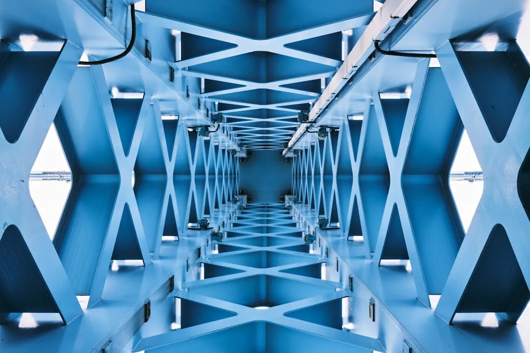 工业废气治理设备技术路线对比：RTO与催化燃烧的适用场景
